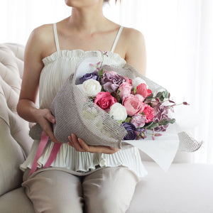 ช่อดอกไม้ประดิษฐ์แสดงความยินดี Congratulations Flower Bouquet - Wild Pink